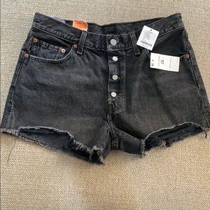 Black Levi’s 501 shorts